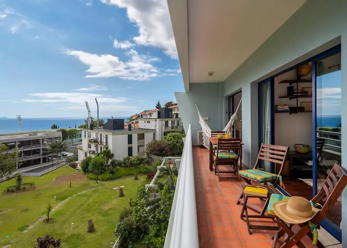Vista Mar I By An Island Apart
