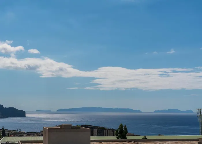 Vista Mar I By An Island Apart